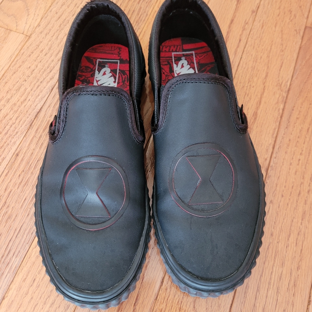 Vans Marvel Black Widow Skater slip on sz 4.5M sz 6W